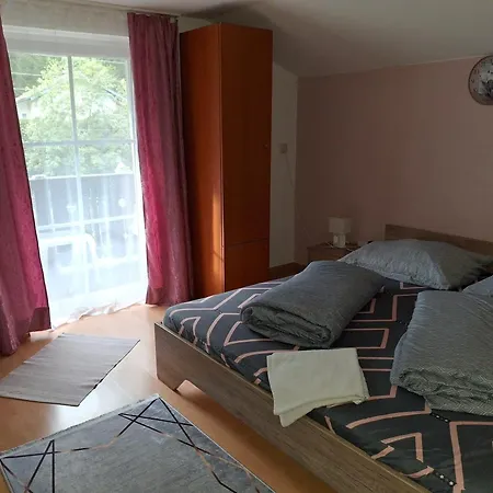 Nachtviole Nocleg ze śniadaniem *