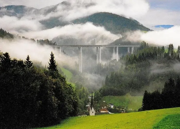 Nachtviole Bed & Breakfast Hüttau