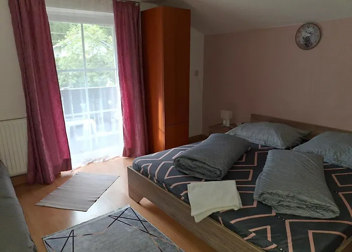 Nachtviole Bed & Breakfast *